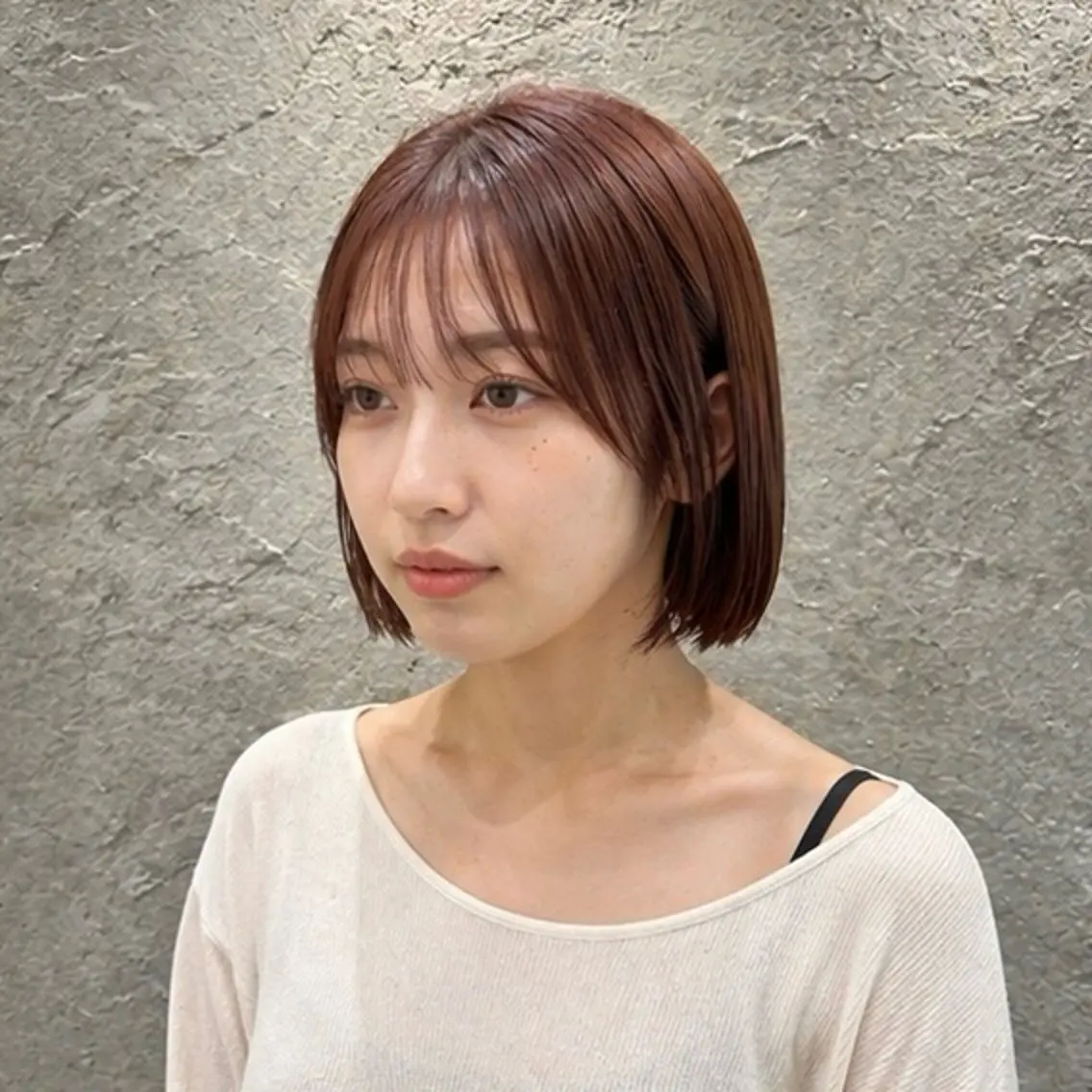 ショート 小島 咲音/艶カラー /レイヤー/縮毛矯正のヘアスタイル