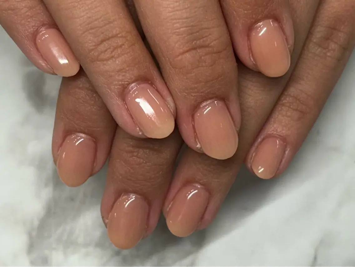 ネイル ワンカラーネイル ハンドネイル Lani🌈Nail Konatsuのネイルデザイン