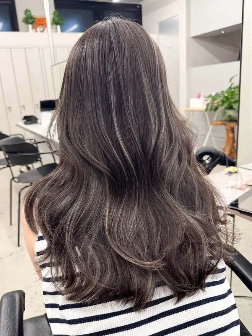 35​〜​60歳限定✨カット＋カラー＆スタイル写真撮影モデル募集！の写真