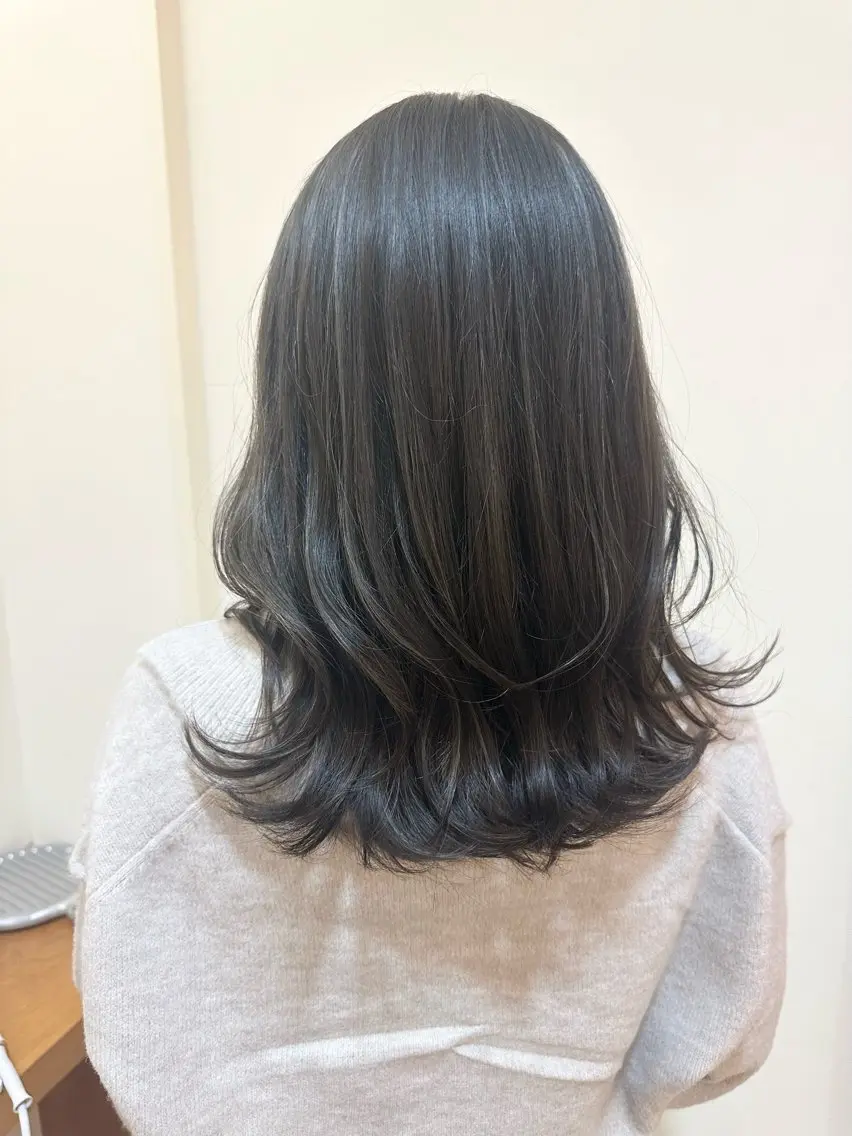 ミディアム カラー ミディアムレイヤー レイヤーカット ペッツ本店 スタイリスト増田ゆきのヘアスタイル