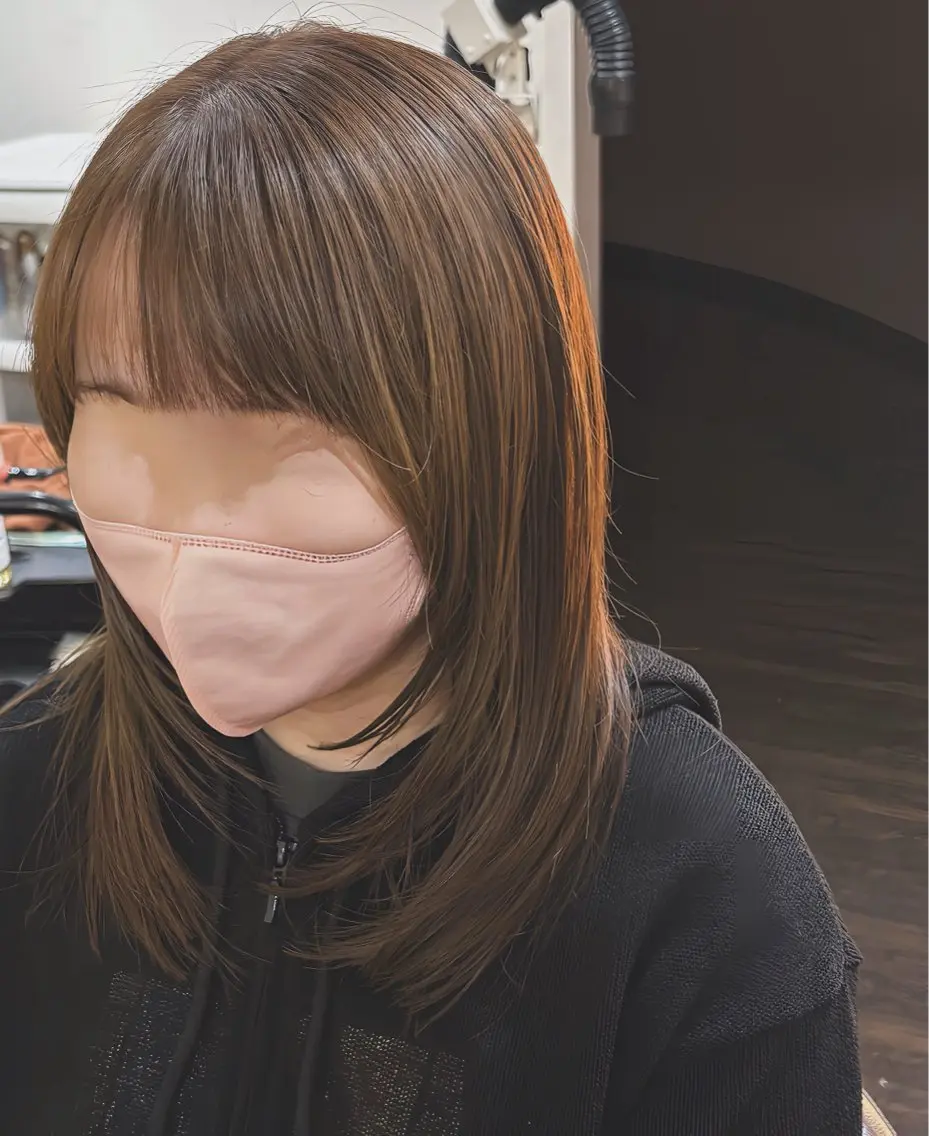 セミロング カラー 透明感カラー 苫小牧美容師　戸塚 裕麻のヘアスタイル