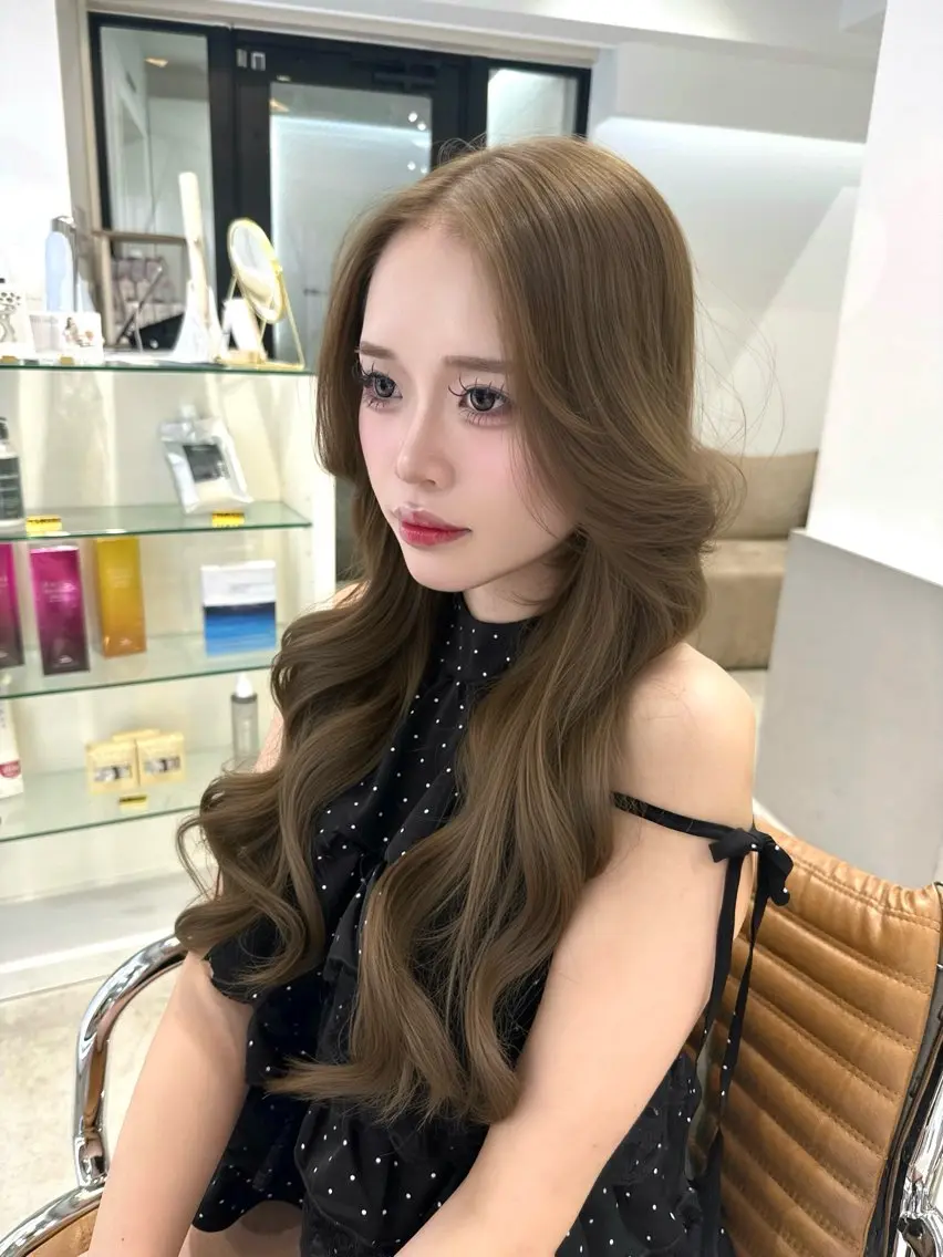 ロング カラー ブリーチ ダブルカラー ブリーチなしカラー ヘアカラー 透明感カラー/ RIKO🌺🥥のヘアスタイル