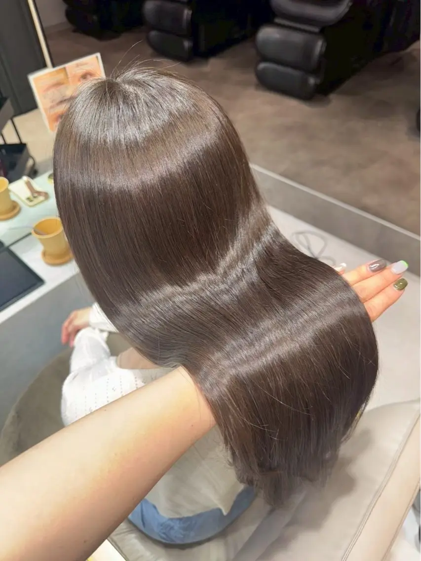 ロング 縮毛矯正 縮毛矯正 透明感カラー🫧 hana🎀のヘアスタイル