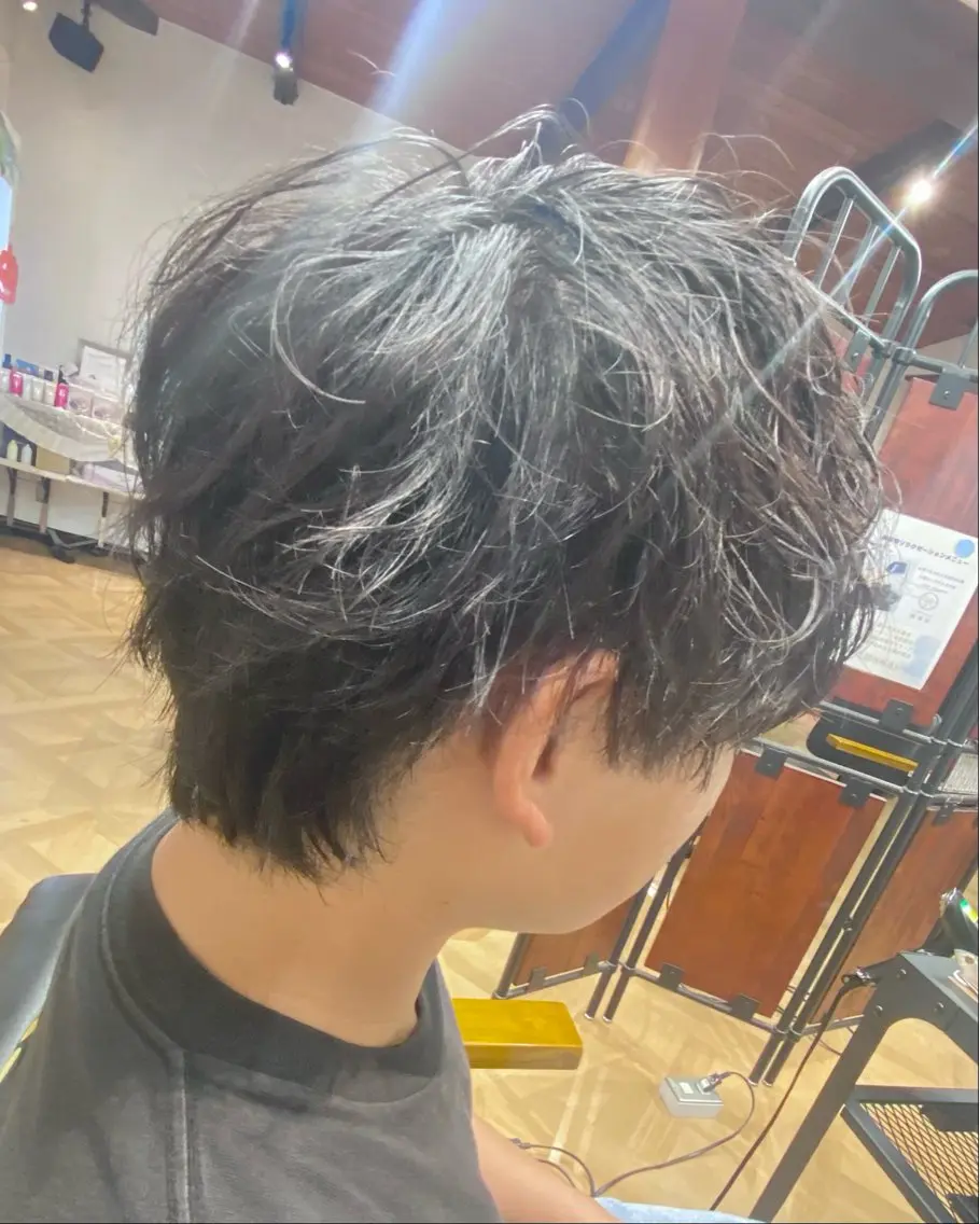 パーマ メンズ メンズパーマ 波巻きパーマ カット パーマ 菅野 奏のヘアスタイル