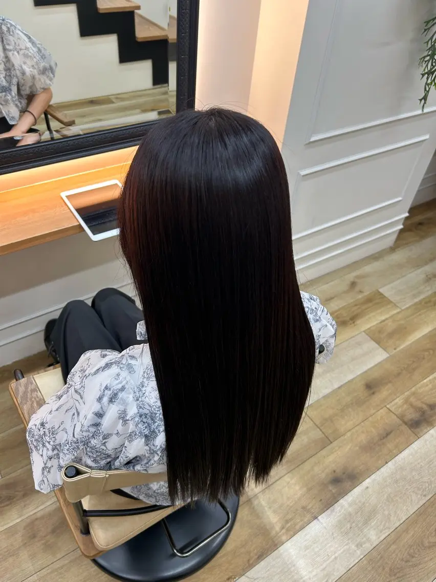カラー LOBBY ひなたのヘアスタイル