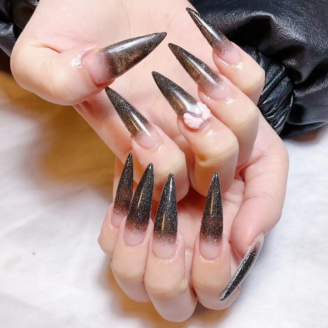 ネイル ハンドネイル 🍭Yun nail hyejin🌸のネイルデザイン