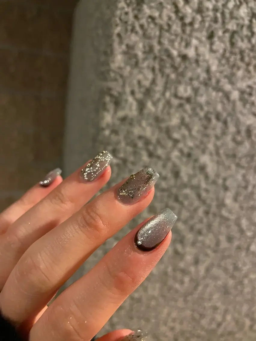 ネイル ハンドネイル フットネイル with hues AYAのネイルデザイン