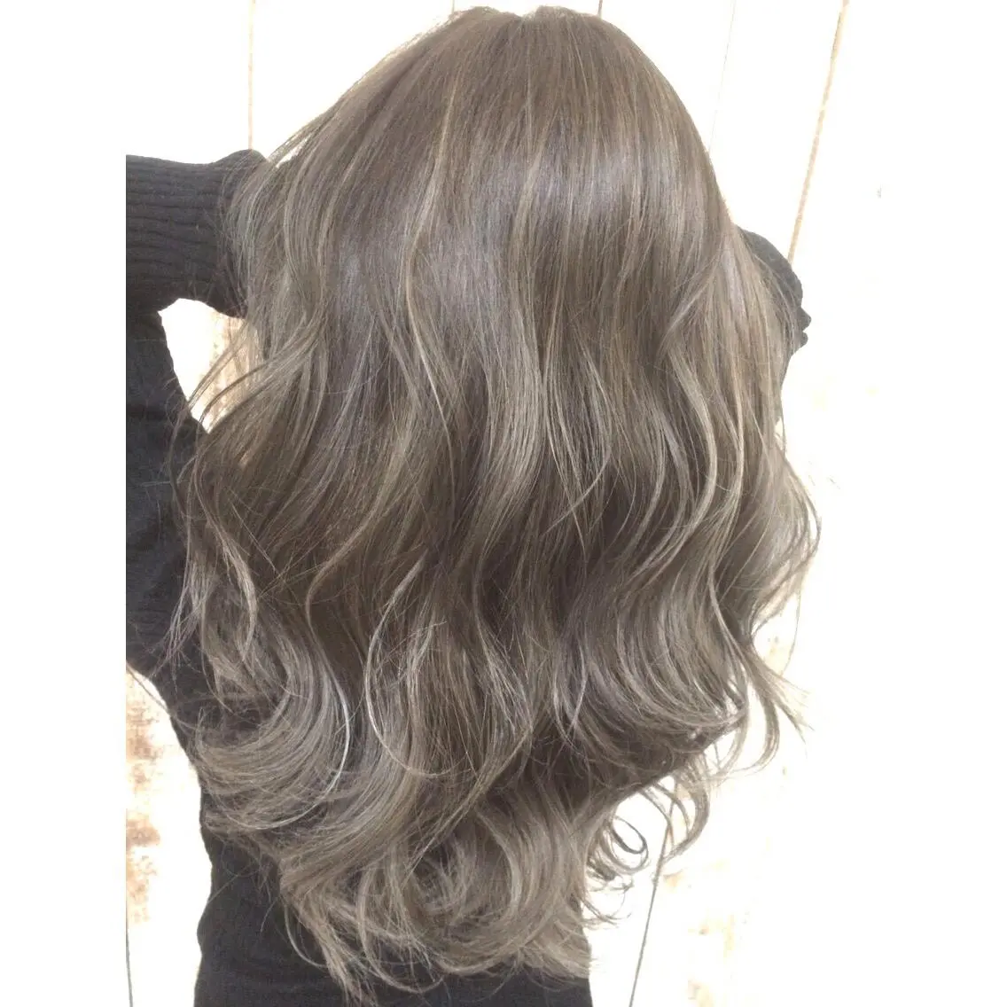 ロング カラー ハイライトカラー 3Dハイライト ハイライト ヘアカラー トリートメント 井上 一平のヘアスタイル