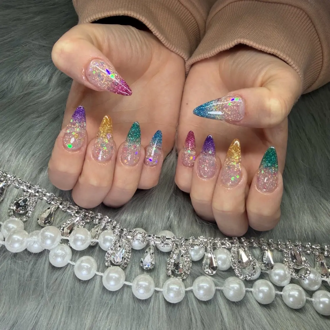 ネイル フレンチネイル ジェルネイル 韓国ネイル ラメ(グリッター) ロングネイル ハンドネイル Nail Salon Growのネイルデザイン