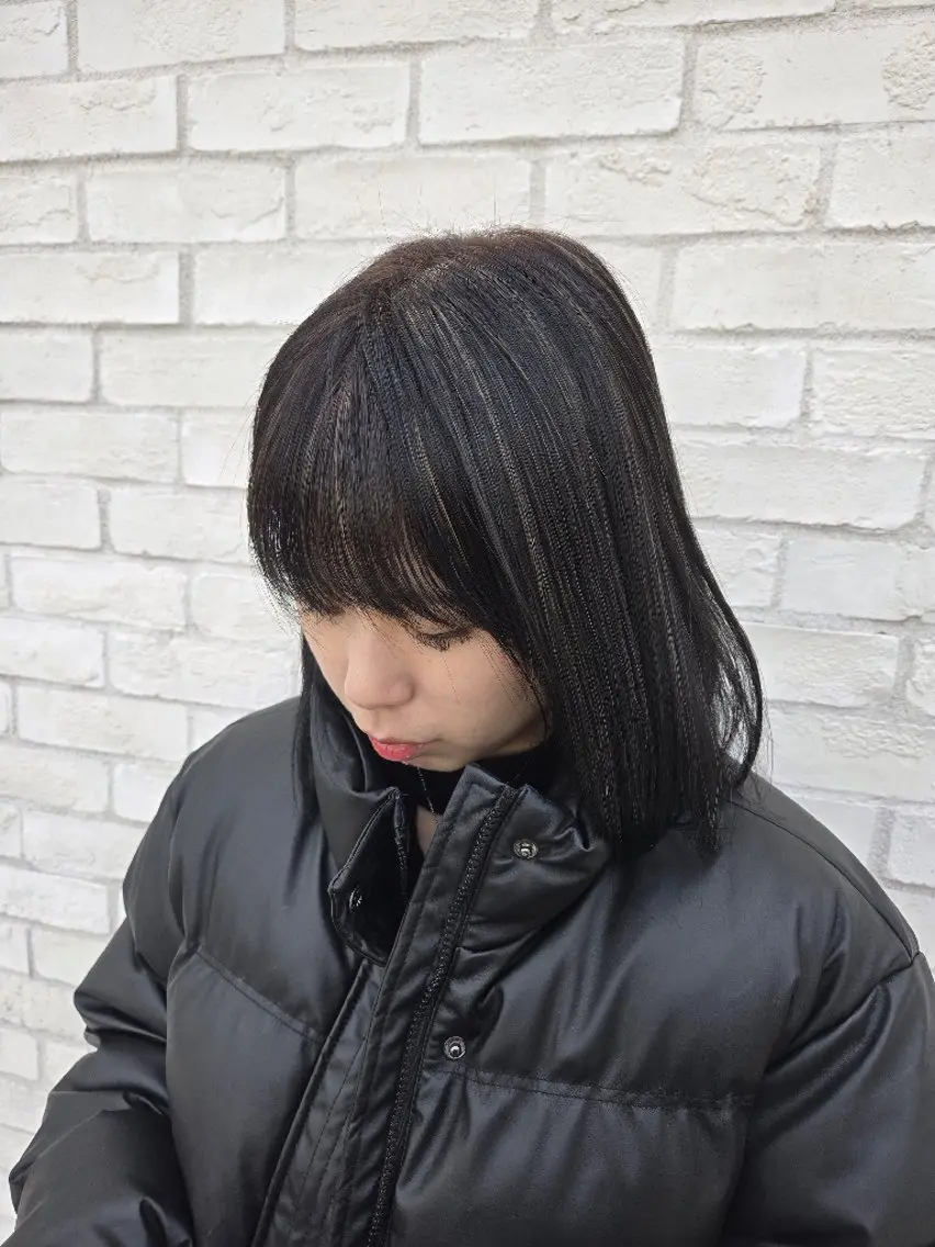 セミロング カラー ハイライトカラー ハイライト preak TOMOのヘアスタイル