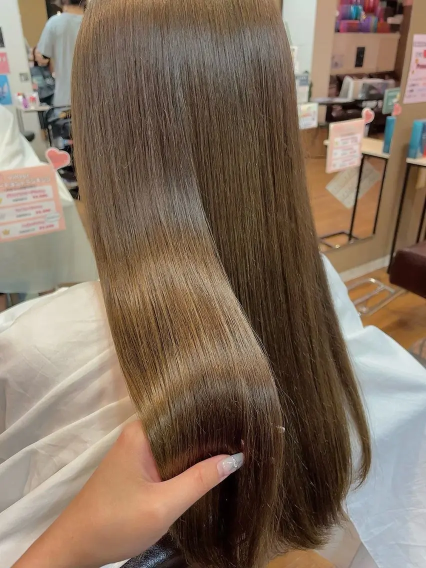 ロング カラー スタイリスト 佑梨のヘアスタイル