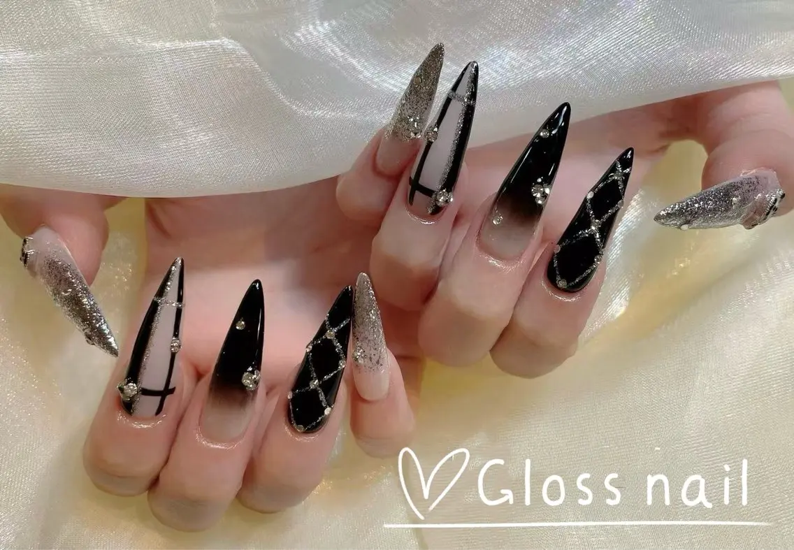 ネイル ハンドネイル miho🍎 Gloss nailのネイルデザイン