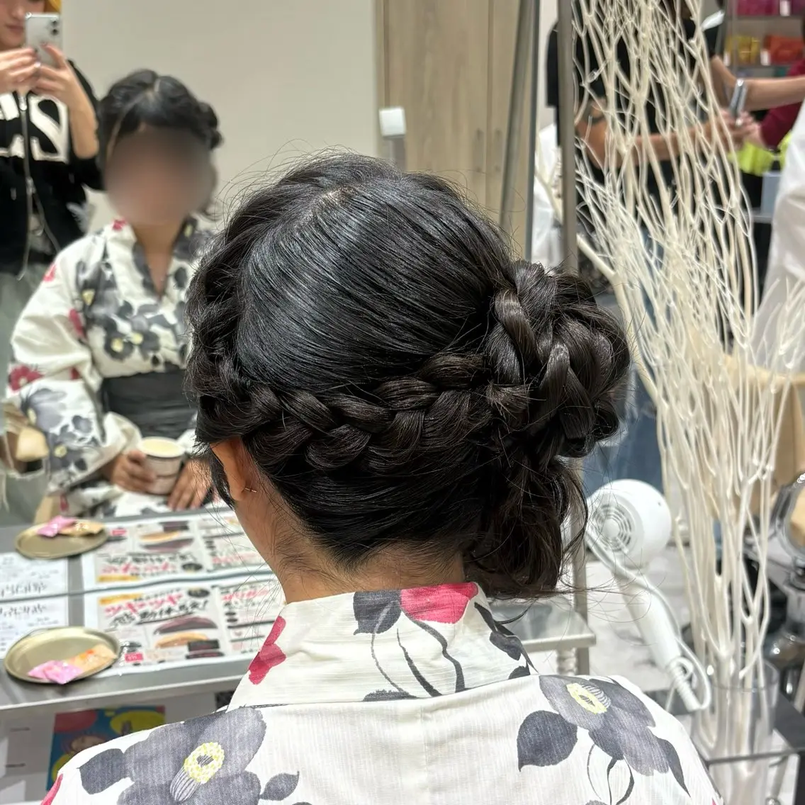 ヘアアレンジ ヘアセット ブリーチなしWカラー /透明感/オリーブのヘアスタイル