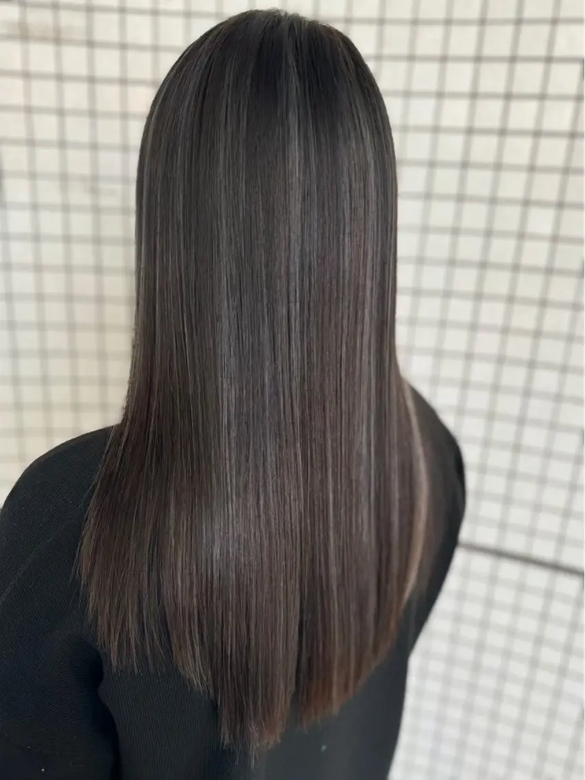 ロング カラー ハイライトカラー ハイライト 北村 理奈のヘアスタイル