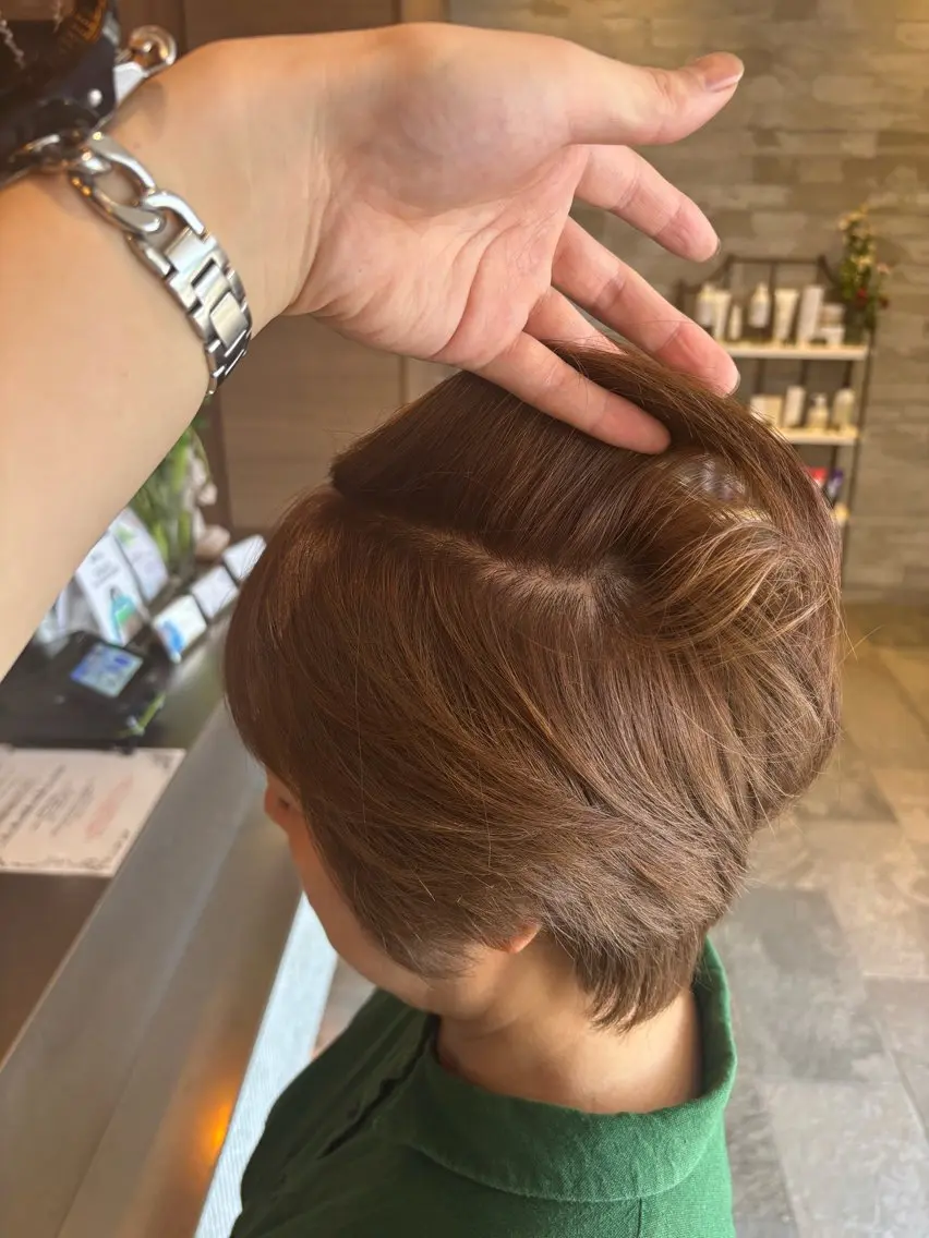 ショート カラー 透明感カラー ハイトーンカラー 白髪ぼかし＆ショート ＆ツヤ髪💎YUMAのヘアスタイル