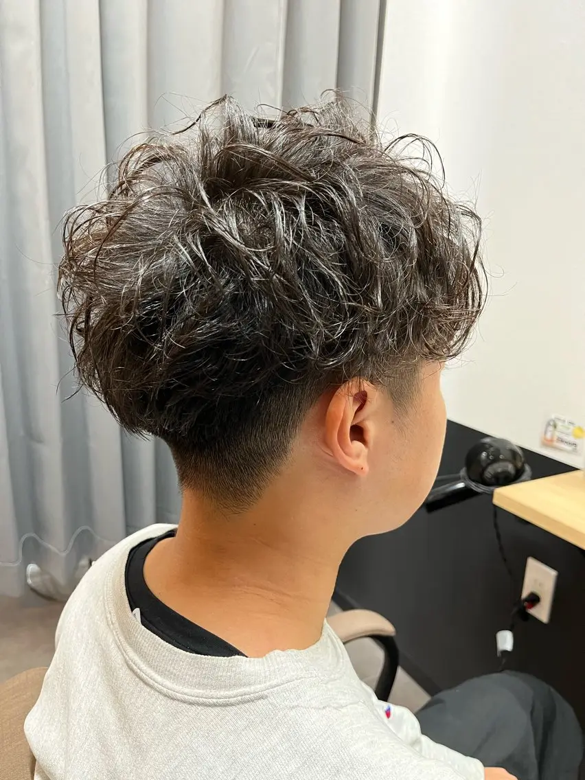 【パーマでイメージチェンジ】カット＋メンズパーマ＋スキャルプトリートメント/10900円→9900円の写真