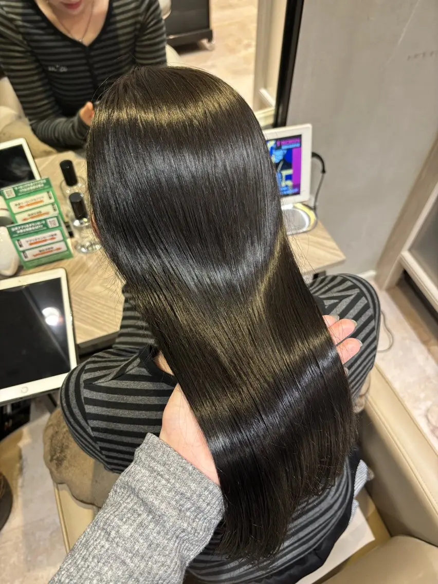 【✨💖迷ったらコレ!💖✨】パーソナルカラー診断付似合わせカット➕ダメージレスうる艶カラー➕5STEPTrの写真