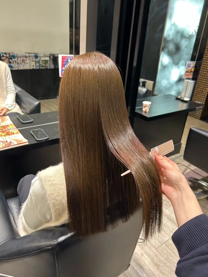 ロング カット ヘアカラー トリートメント ishizuka toaのヘアスタイル