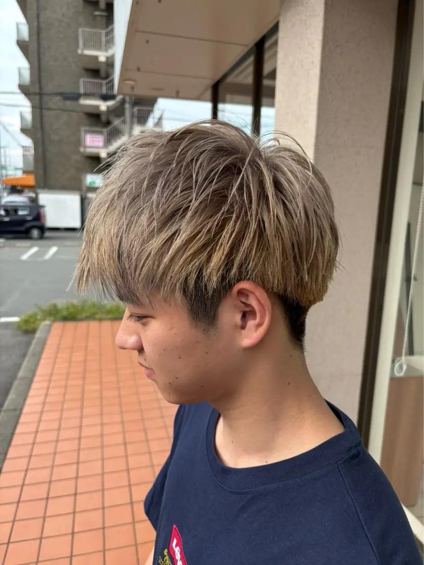 メンズカット＋ブリーチ　👦🏻✂️の写真