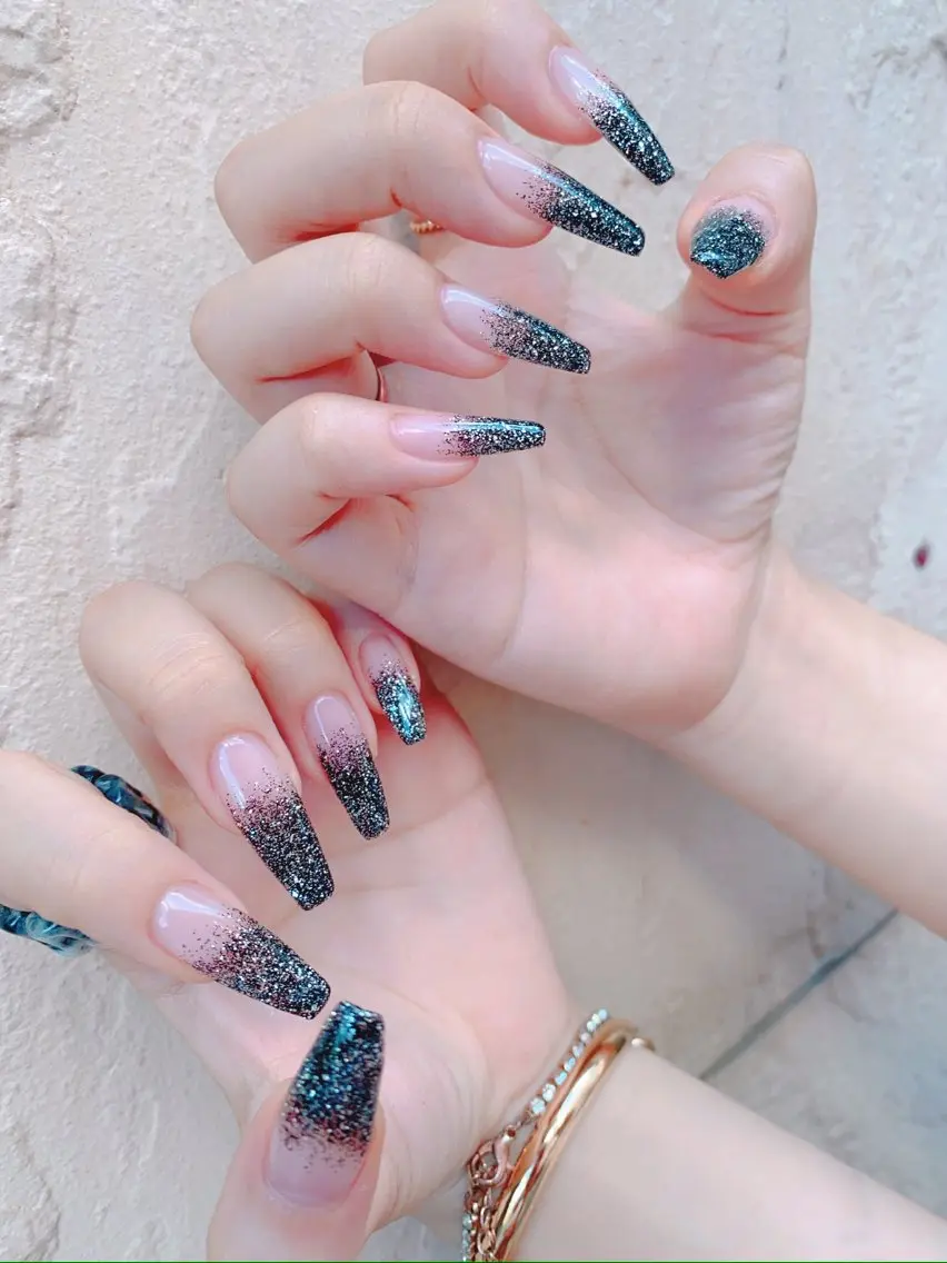 ネイル salon_de_ sayoリゼラ布施のネイルデザイン