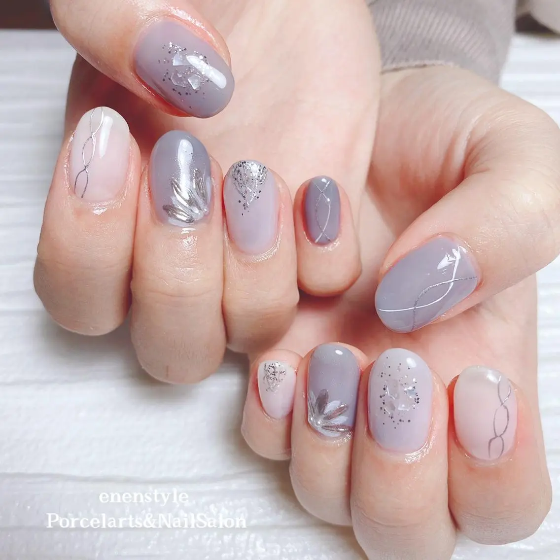 ミディアム ネイル 🐾enen style 🐾のネイルデザイン