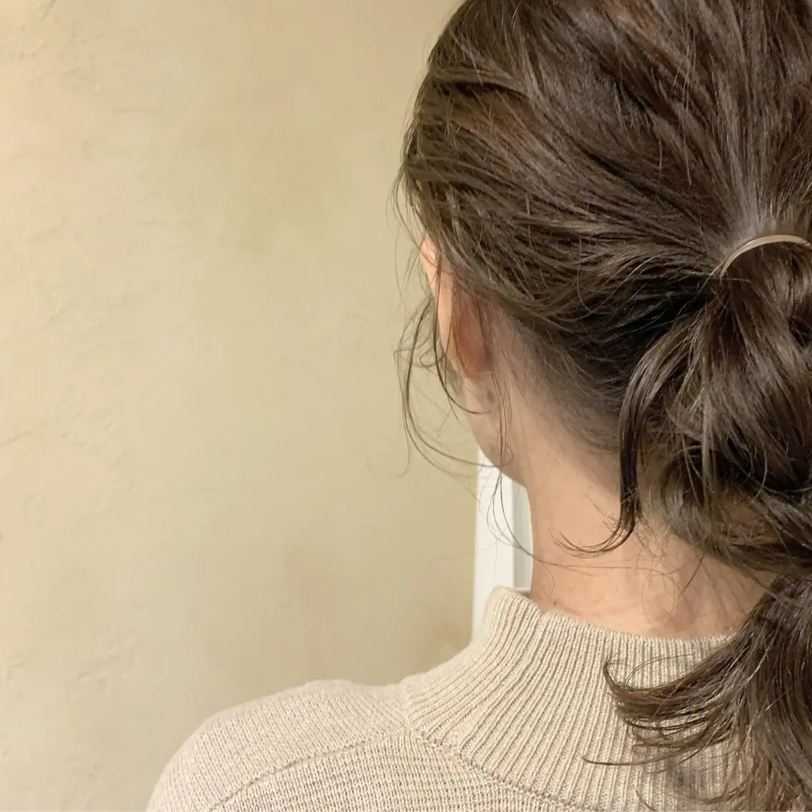 ミディアム パーマ ヘアアレンジ 本間 結衣のヘアスタイル