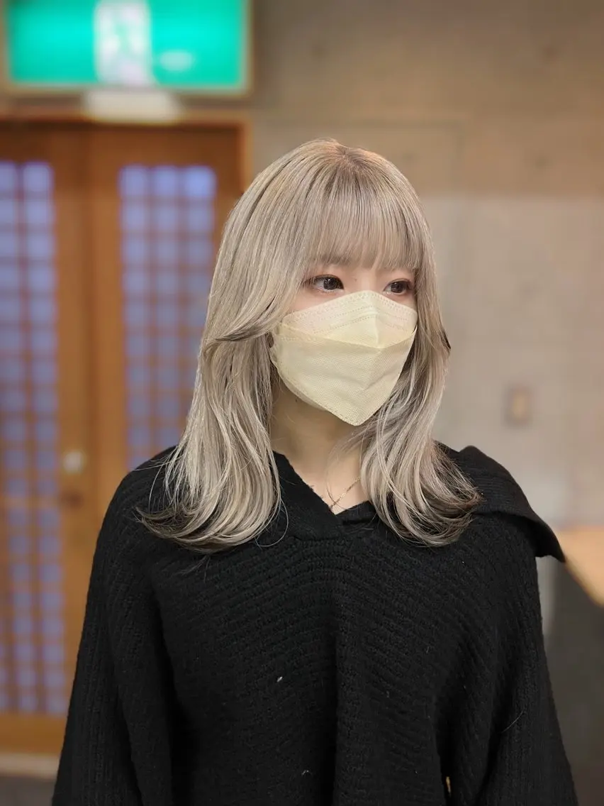 セミロング カラー ブリーチ ブラウンカラー デザインカラー 韓国ヘア🇰🇷 RYOTAのヘアスタイル