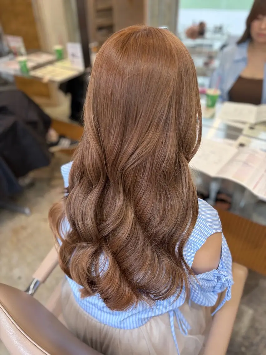 ロング ヘアカラー ミルクティーベージュ レイヤー/あげは🎀のヘアスタイル