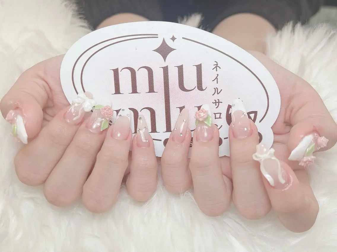 ロング ハンドネイル ハンドケア yu naのネイルデザイン