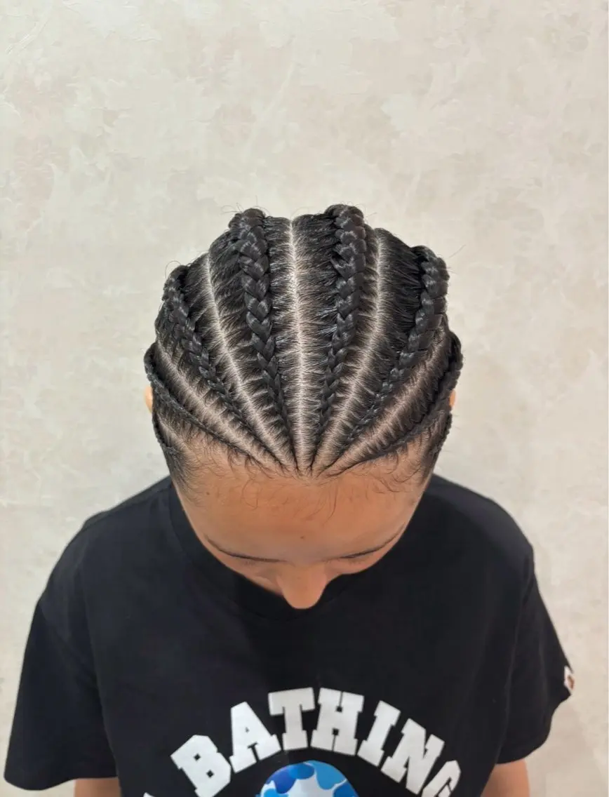ヘアセット 堀 愛菜のヘアスタイル