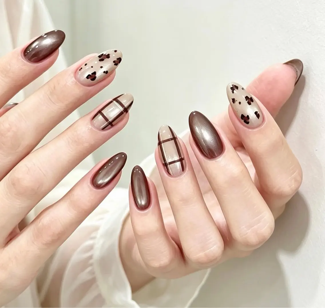 ネイル Hello Nailのネイルデザイン