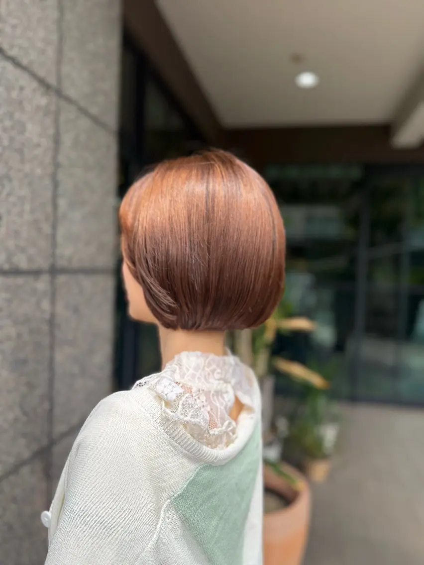 ショート カット 小川 朋夏のヘアスタイル