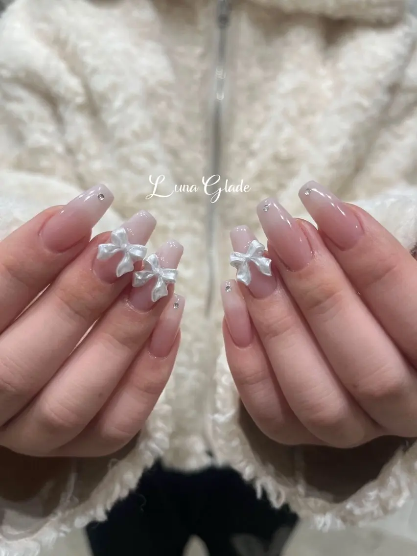 ネイル ハンドネイル Luna Gladeのネイルデザイン