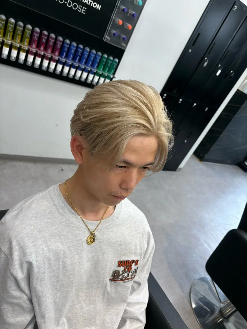 ミディアム カラー ヘアアレンジ メンズ メンズブリーチ ブリーチ カット ヘアカラー ヘアセット men'slapis YUTOのヘアスタイル