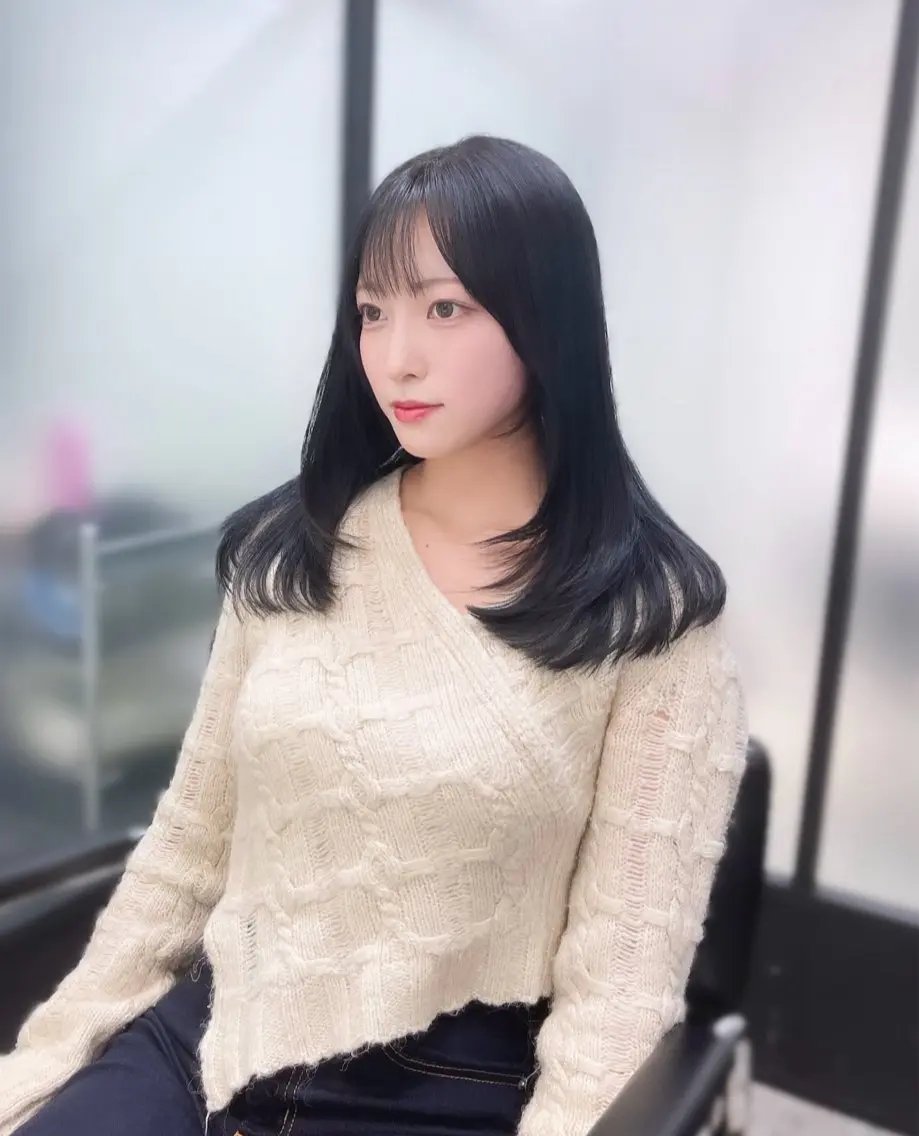 セミロング 韓国風ヘア レイヤーカット カット トリートメント 韓国レイヤーカット 髪質改善▫️水野有真のヘアスタイル