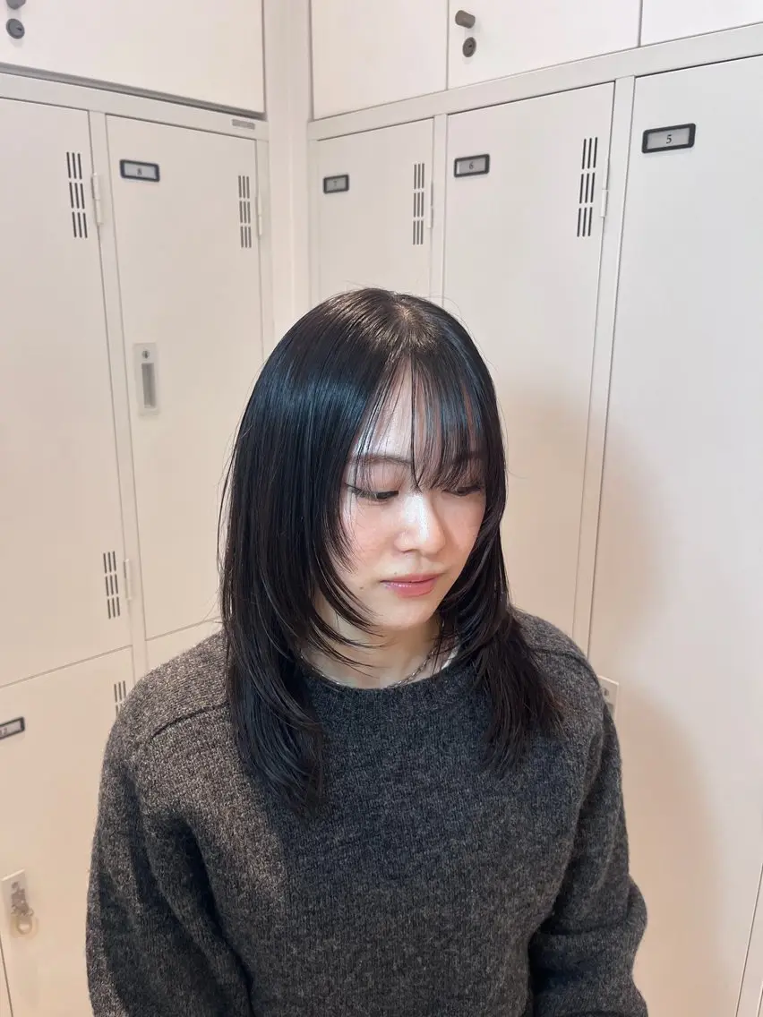 🥇【ロング​〜​ミディアム限定🌿】ミディアムレイヤーカット＋うる艶ワンカラー＋Aujuaシャンプー&トリートメント🧴♡の写真