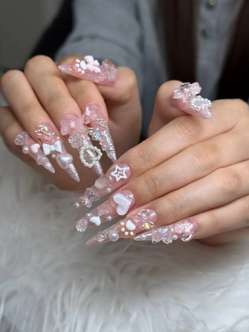 ネイル ジェルネイル 韓国ネイル マグネットネイル ネイルチップ 冬ネイル Lenie Nail Salonのネイルデザイン