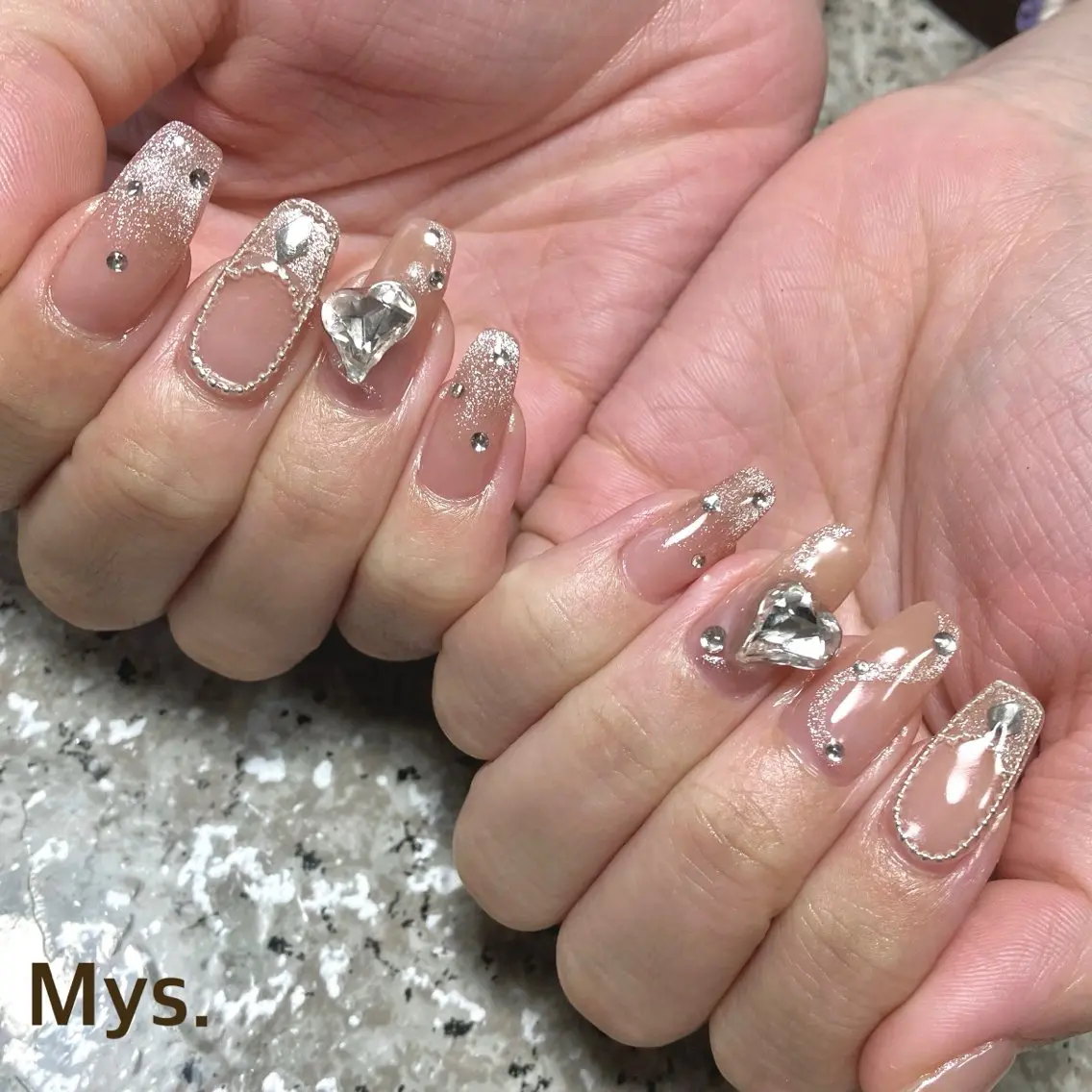 ネイル ハンドネイル Mys. 三上紗紀のネイルデザイン