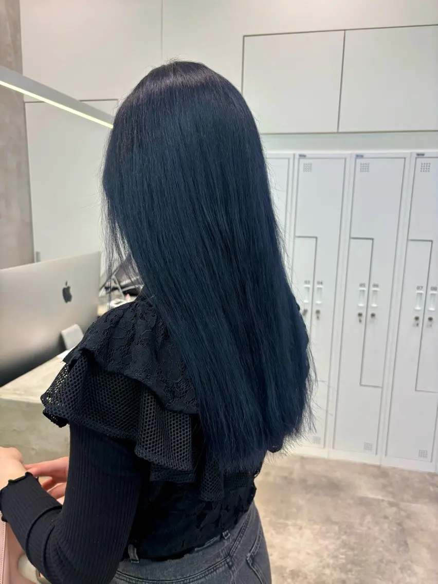 セミロング ヘアカラー 🫧ボブカット🫧 AYANAのヘアスタイル