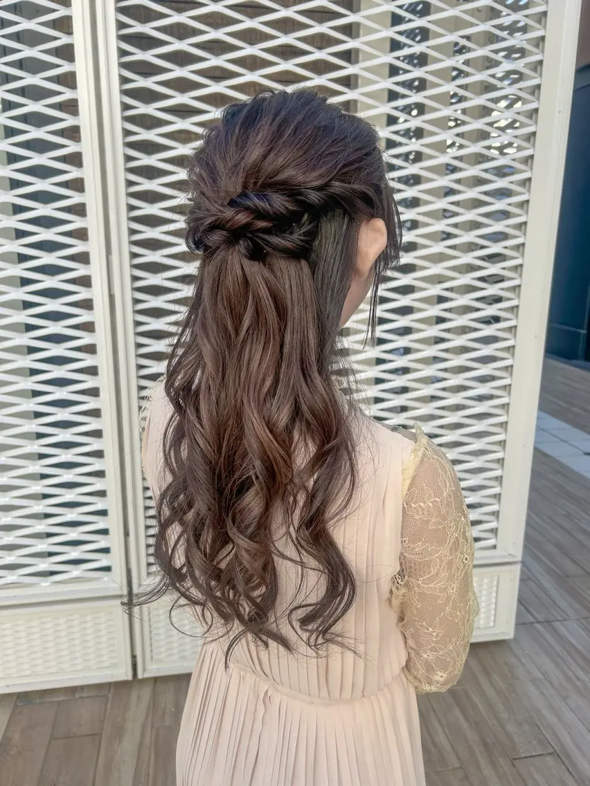 ロング カラー ヘアアレンジ ヘアセット yuka .のヘアスタイル