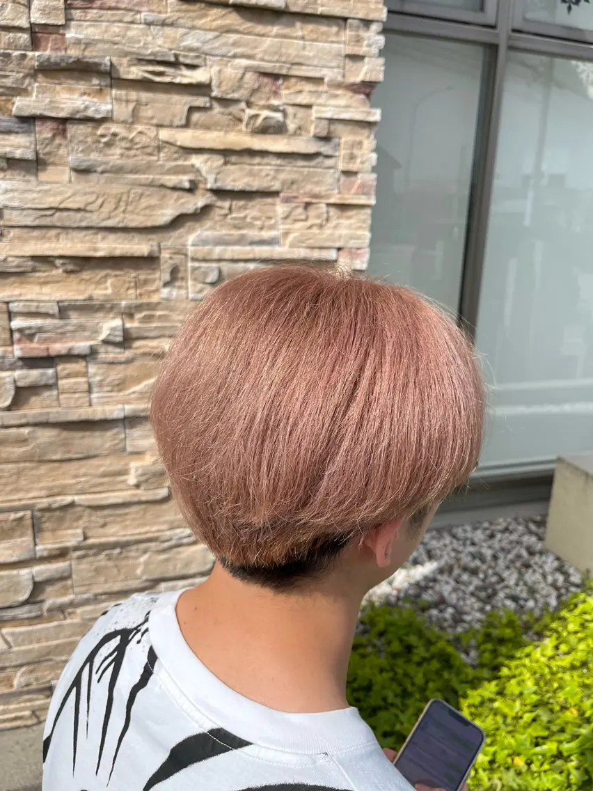 ショート カラー メンズ カット 縮毛矯正 トリートメント 諸岡 玲のヘアスタイル