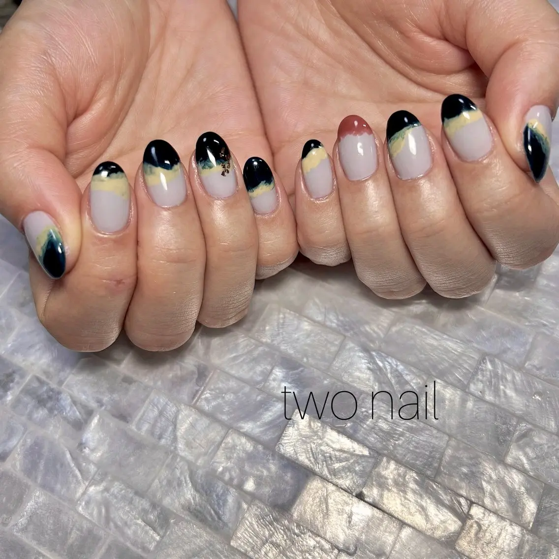 ネイル アートネイル ネイルチップ ホワイト ハンドネイル two nailのネイルデザイン