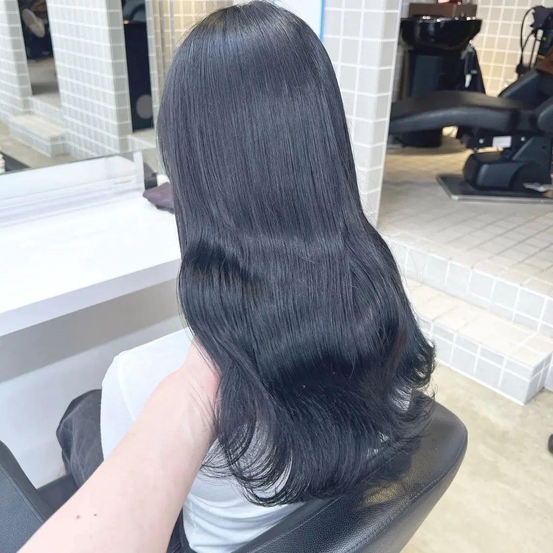 セミロング カラー パーマ ヘアアレンジ メンズ キッズ カット ヘアカラー トリートメント 🦋韓国レイヤー/ 透明感カラー🦋のヘアスタイル