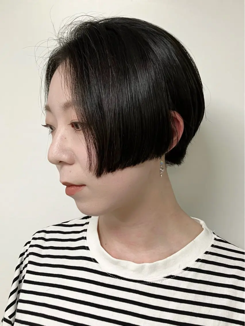 ショート ショートボブ ボブ レイヤーカット 似合わせカット ショートヘア fumikaブリーチ /デザインのヘアスタイル