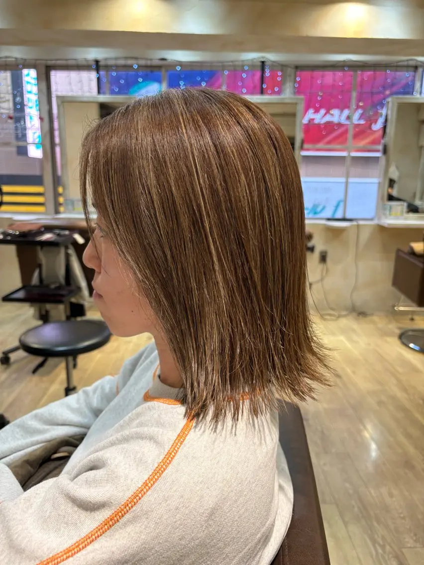 ミディアム カット ヘアカラー Keita 白髪ぼかしのヘアスタイル