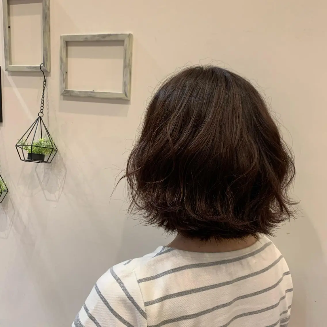 カラー 石田 佳恋のヘアスタイル