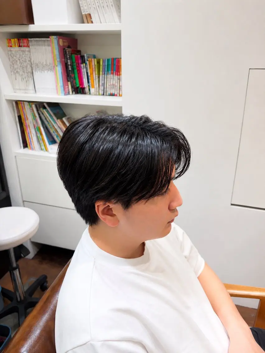 パーマ メンズ センターパート カルマパーマ メンズパーマ カット パーマ ヒナ/酸性ストレート ・艶カラー🌿のヘアスタイル