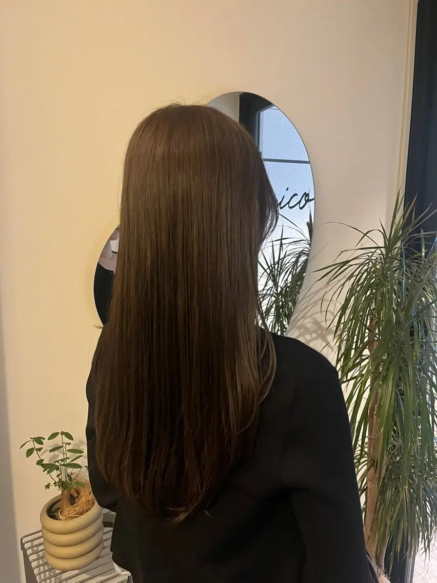 ロング ヘアカラー トリートメント 山本 彩香のヘアスタイル
