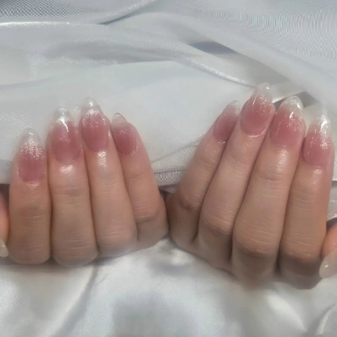 ネイル チークネイル 長さ出し ネイルチップ ハンドネイル LILY Salonのネイルデザイン