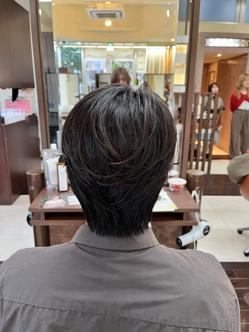 ショート パーマ メンズ センターパート メンズパーマ メンズウルフカット ウルフカット ニュアンスパーマ 🧊メンズ特化🧊 高木航希のヘアスタイル
